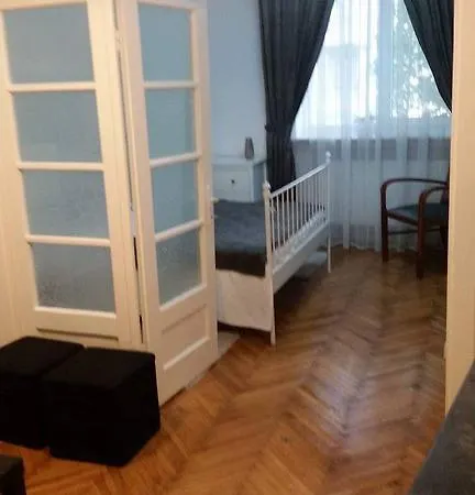 1 Boekarest